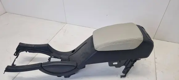 Saab 9-3 Ver2 Armrest