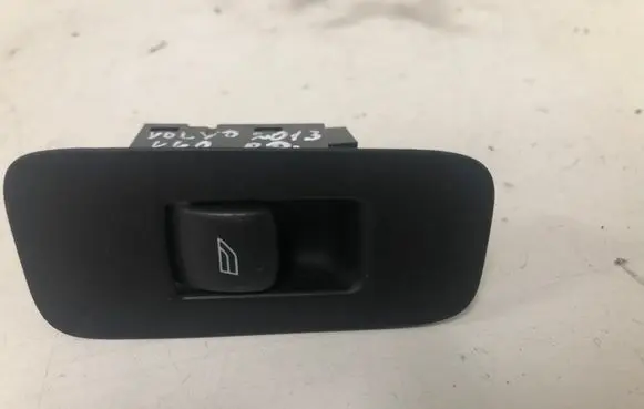 Volvo V40 Electric window control switch 31334569