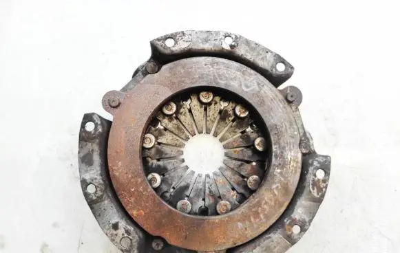 Mitsubishi Colt Pressure plate 