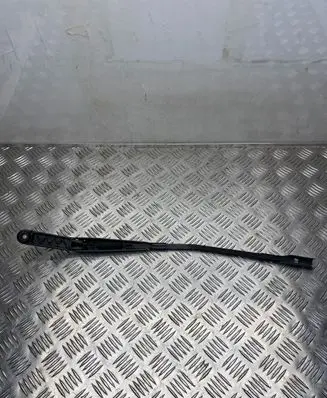 Audi A6 C7 Front wiper blade arm 4G1955407D 16516