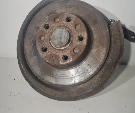 Skoda Octavia Mk2 (1Z) Rear wheel hub