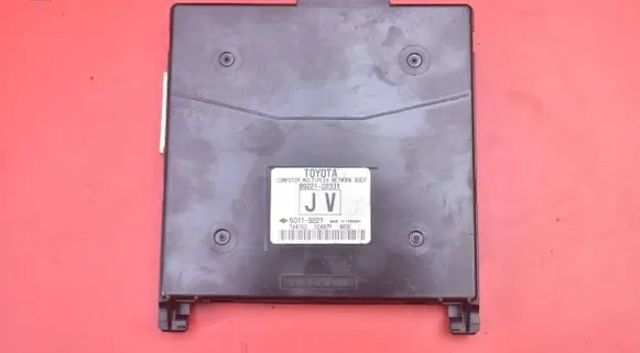Toyota Auris E180 Engine control unit/module ECU 89221-02331