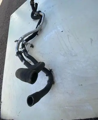 Land Rover Range Rover Evoque L538 Engine coolant pipe/hose G4D35H370BD