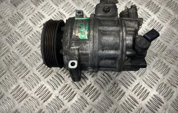 Volkswagen PASSAT B6 Air conditioning (A/C) compressor (pump) 1K0820523G 05201008563 R134A