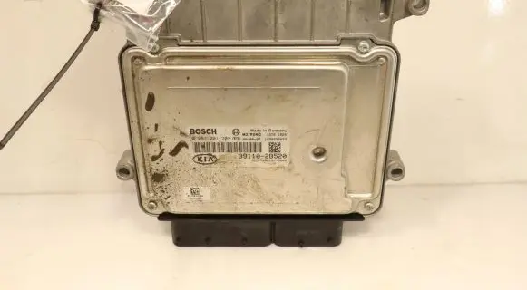 KIA Ceed Engine control unit/module ECU 0261201202