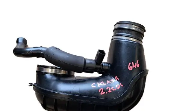 Mercedes-Benz C W204 Turbo air intake inlet pipe/hose A6460940091