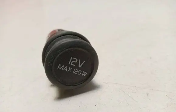 Volvo V60 Cigarette lighter front 31346792