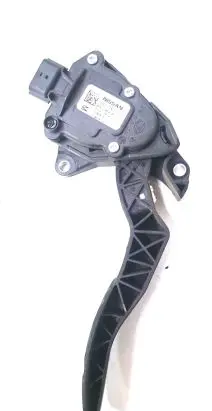 Nissan X-Trail T32 Accelerator throttle pedal 180024BA0B