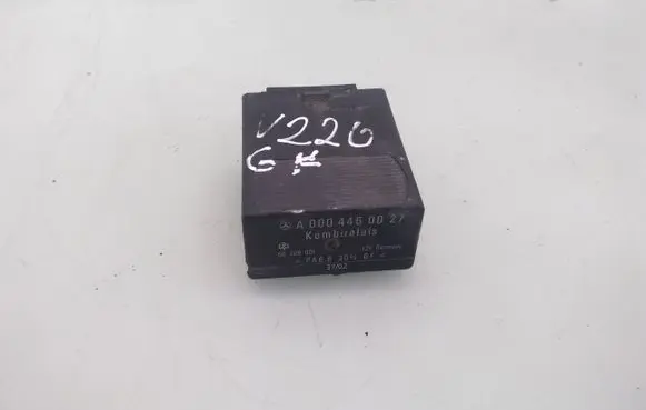 Mercedes-Benz Vito Viano W638 Window control relay A0004460027