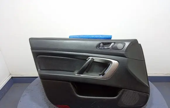 Subaru Legacy Door card panel trim set 