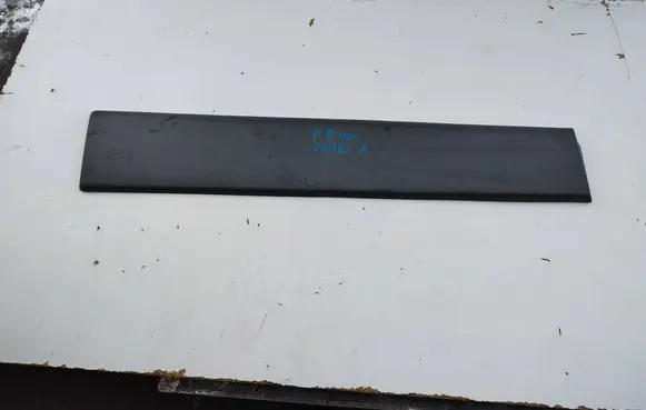 Opel Vivaro Side skirt rear trim 