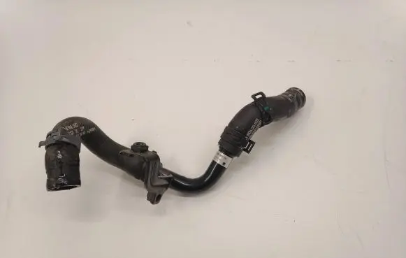 Audi A4 S4 B9 8W Engine coolant pipe/hose 05L122157CG