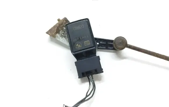 Rear air suspension level height sensor