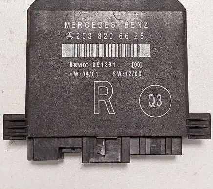 Mercedes-Benz C W203 Door control unit/module 2038206626 351391 SW1200