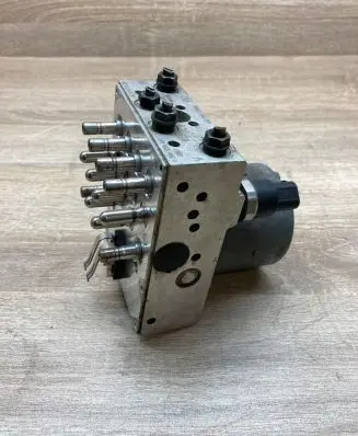BMW 5 E60 E61 ABS Pump 6771231 0265225007