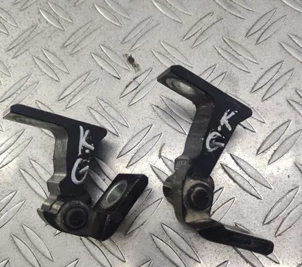 Rear door hinge set