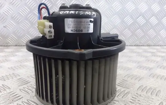 Mitsubishi Carisma Front door blower motor MF016070-0260