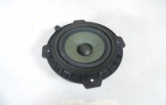 SsangYong Tivoli Subwoofer speaker 8930035010