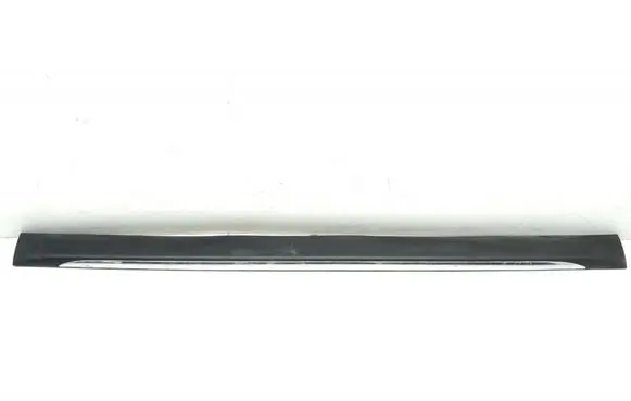 Peugeot 3008 I Front sill (body part) 96857831XT
