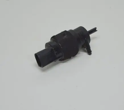 Audi A6 S6 C7 4G Windscreen/windshield washer pump 8K5955647