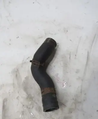 Toyota RAV 4 (XA30) Engine coolant pipe/hose