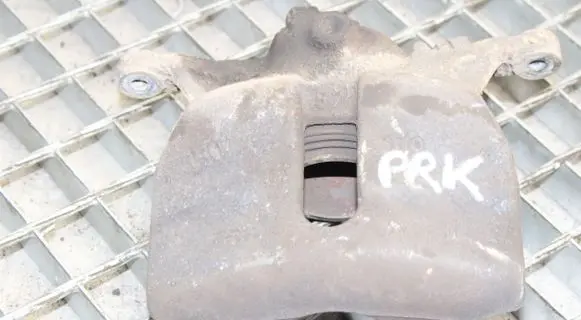 Skoda Superb B6 (3T) Front brake caliper