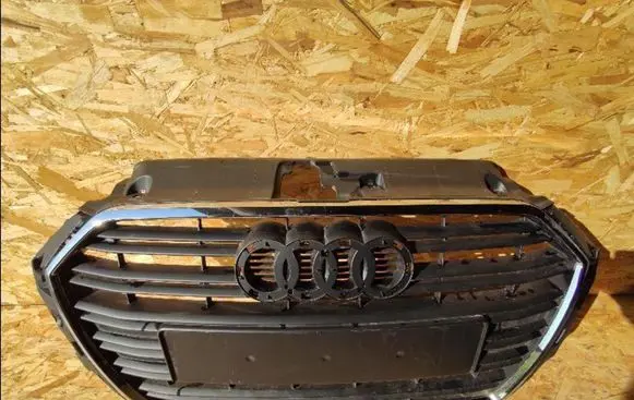 Audi A3 S3 8L Front grill 8V3853651AA