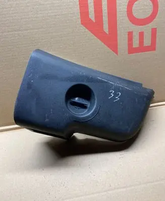 BMW 3 E36 Rear/tail light trim molding 8119235