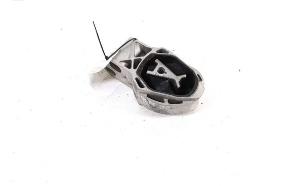 Volvo XC40 Engine mount bracket 32137250