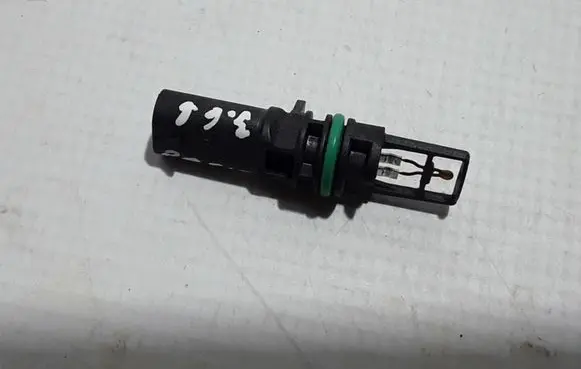 Chrysler Pacifica Mass air flow meter 05149182AB