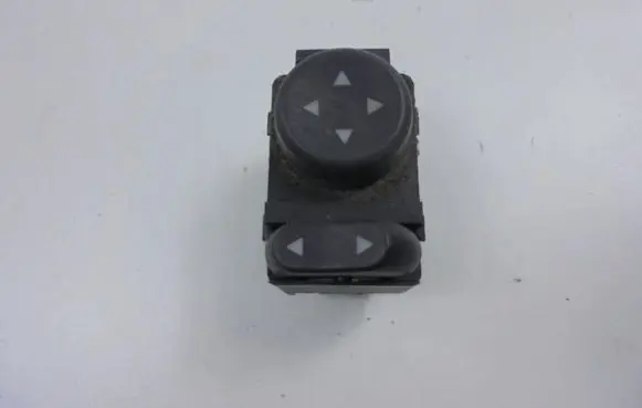 Fiat Albea Wing mirror switch