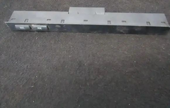 Traction control (ASR) switch