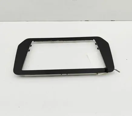 Radio/GPS head unit trim
