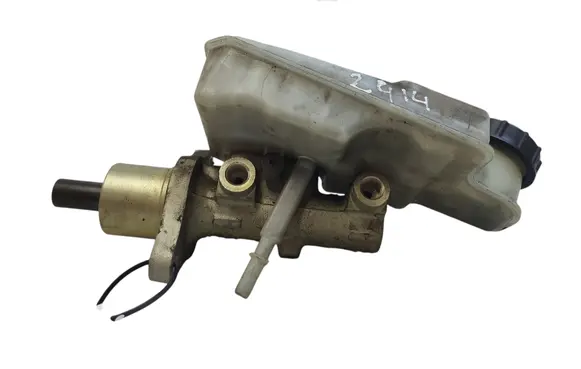 Master brake cylinder
