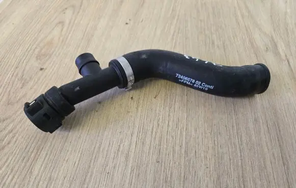 BMW X6M G06 F96 Engine coolant pipe/hose 72406678