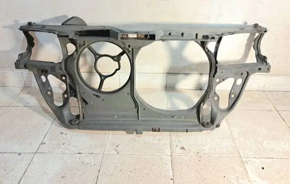 Volkswagen PASSAT B5 Radiator support slam panel 3B0805594