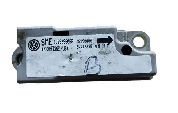 Ford Galaxy Airbag deployment crash/impact sensor IJ0909606G 38990406