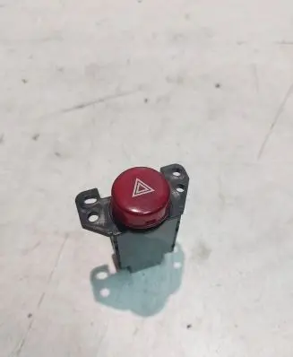 Mitsubishi Outlander Hazard light switch