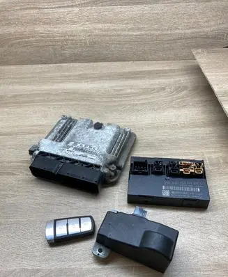 Volkswagen PASSAT B7 Engine ECU kit and lock set 03L907309AE 3AA959433E 3C0905861J