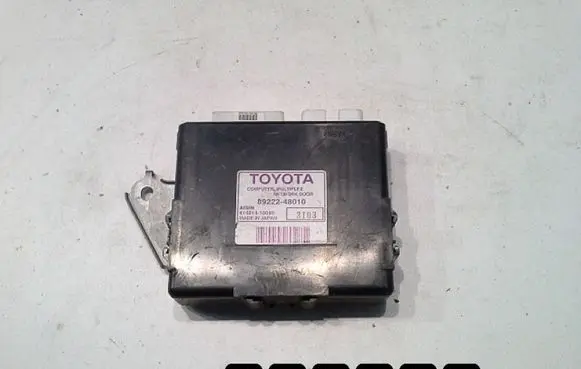 Lexus RX 330 - 350 - 400H Engine control unit/module 89222-48010