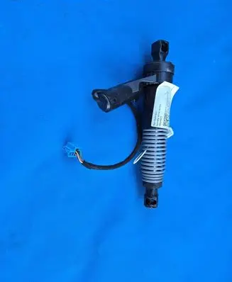 BMW 8 G16 Tailgate/trunk/boot lift motor 2761387