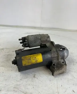 BMW 5 E60 E61 Starter motor 1005831793