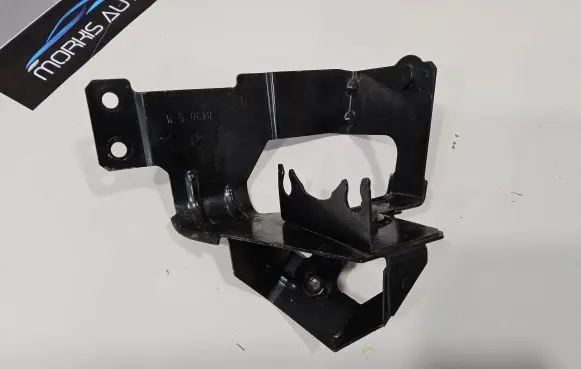 Maserati Ghibli ABS pump bracket B430