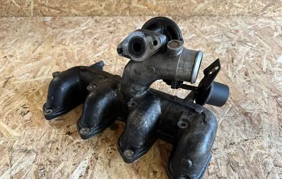 Ford Focus Intake manifold TAL8