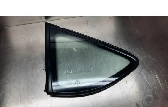 Seat Altea XL Rear side window