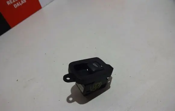 Volvo V50 Electric window control switch 31295736