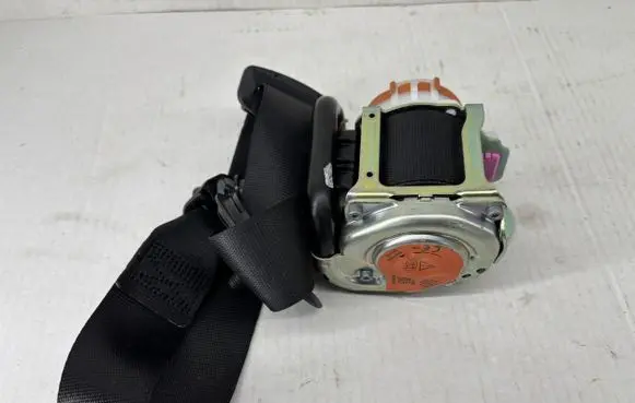 BMW 8 G14 Front seatbelt 72117491770 7491770