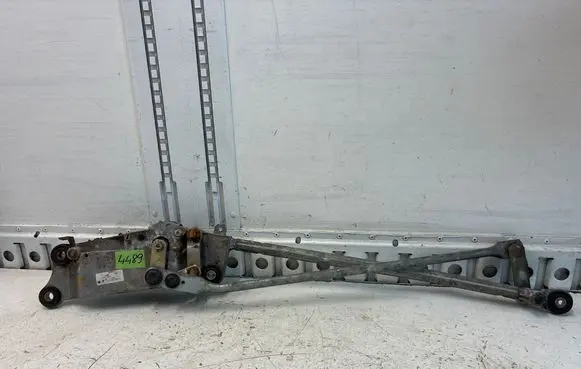 Volkswagen Touareg I Front wiper linkage and motor 7L0955023 397020 7L0955023K
