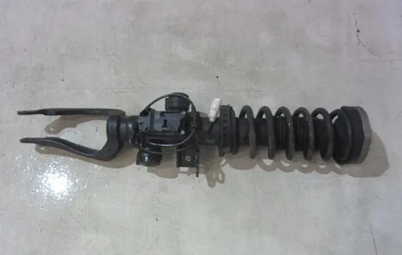 BMW 6 F06 Gran coupe Front shock absorber/damper 37116857700