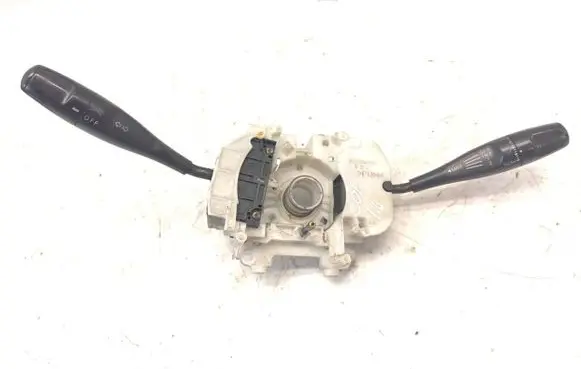 Mitsubishi Colt Wiper turn signal indicator stalk/switch MB863523 175326L